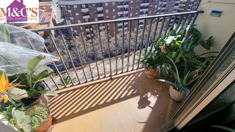 Foto 908004ff-c807-40dd-9645-7049720f9630. Piso venta piso zona paseo san gregorio ref en Centro Puertollano