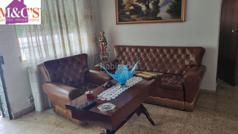 Foto 27f5f704-61ad-48ec-9c99-02384cd33b23. Casa amb calefacció aparcament a Centro Puertollano