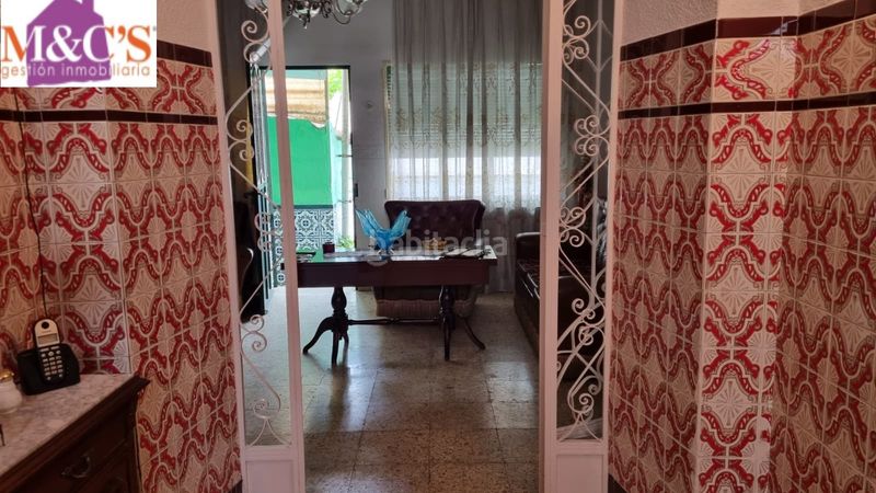 Foto 9545a349-44e0-4bf9-b8a9-93f6a9236333. Casa amb calefacció aparcament a Centro Puertollano