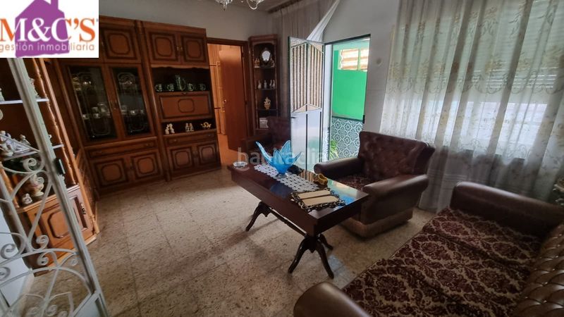 Foto ade0800b-5c75-4011-91ff-d39f4ad36570. Casa amb calefacció aparcament a Centro Puertollano