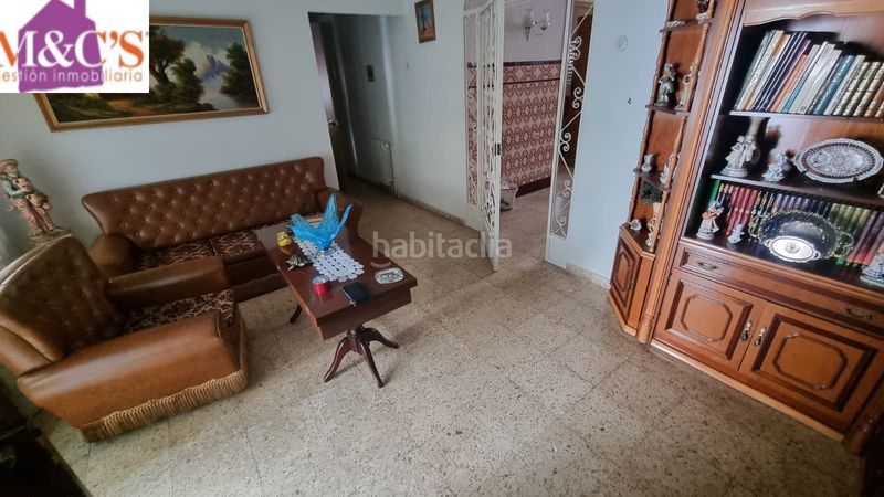 Foto afccaa6f-16c8-4701-a50c-e52ed599154b. Casa amb calefacció aparcament a Centro Puertollano