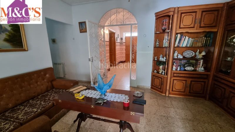 Foto befba4cc-717a-4016-bc73-23f207454a50. Casa amb calefacció aparcament a Centro Puertollano