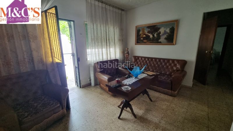 Foto cdd25597-234b-4339-8df2-563a86058b3c. Casa amb calefacció aparcament a Centro Puertollano