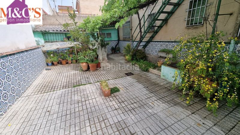 Foto f03f7591-0ab4-416a-aba1-36632eb534bf. Casa amb calefacció aparcament a Centro Puertollano