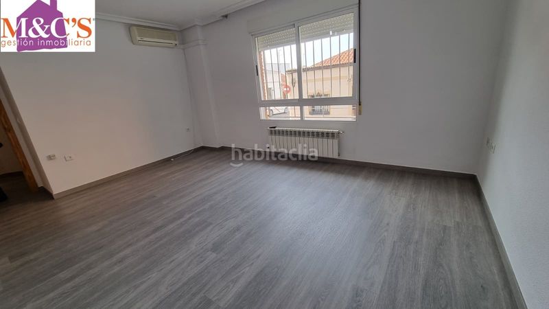 Foto bf481d01-fa30-4995-aca4-69828265e049. Apartament amb calefacció aparcament a Centro Puertollano