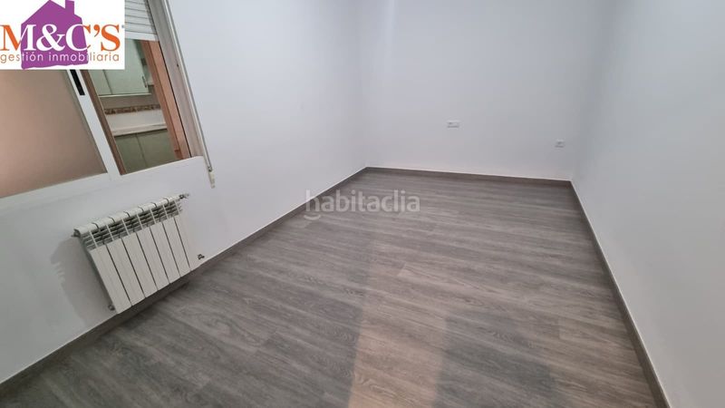 Foto f1ccaf54-9d26-4813-b45d-0712ea3a49af. Apartament amb calefacció aparcament a Centro Puertollano
