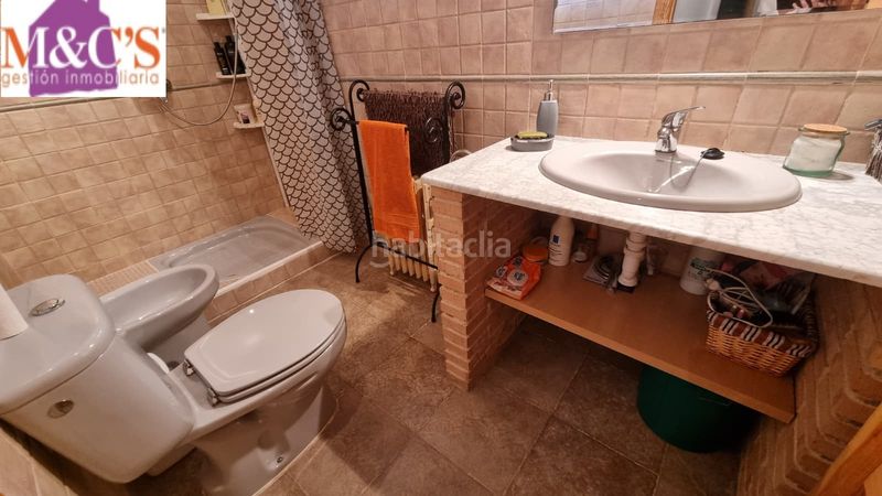 Foto 7ba5d4ee-c97d-4c0e-afe2-2c841286a907. Xalet amb xemeneia aparcament piscina a Almodóvar del Campo