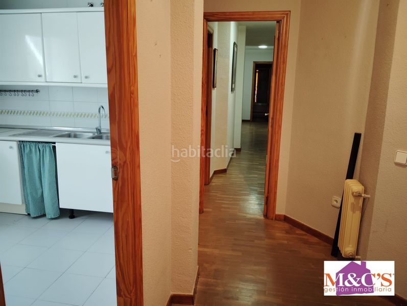 Foto d204e5f2-69aa-4534-a950-638a54d233df. Piso venta de piso céntrico ref. 4062-g en Centro Puertollano