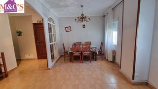 Pis a Calle campoamor 10c. Venta piso planta baja zona centro ref: 4067