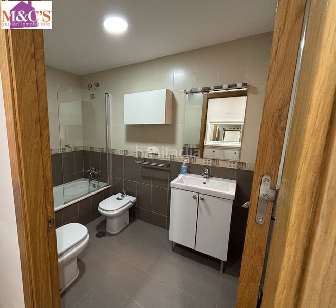 Foto 35e599f0-9e3c-4954-a7fd-0154c0d64255. Apartament amb calefacció aparcament a PAU 2-600 Puertollano