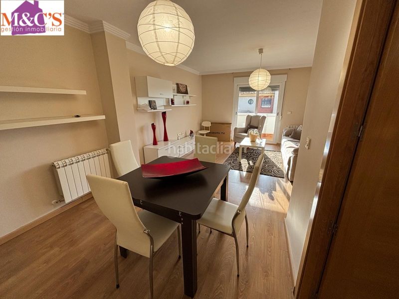 Foto d94062a4-3a50-4362-8fab-44d61e4381aa. Apartament amb calefacció aparcament a PAU 2-600 Puertollano