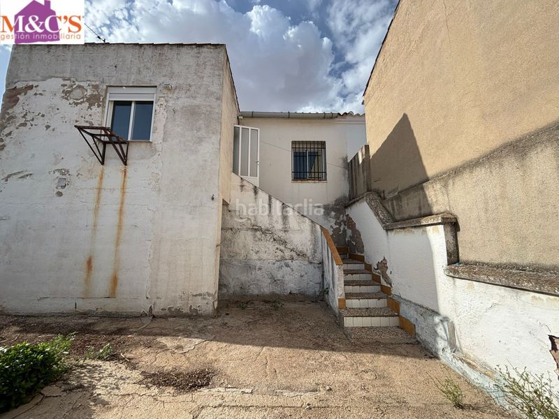 Foto 475d4481-e8fa-408a-8a9e-8b2af6c28e08. Casa a El Poblado - Abulagar Puertollano