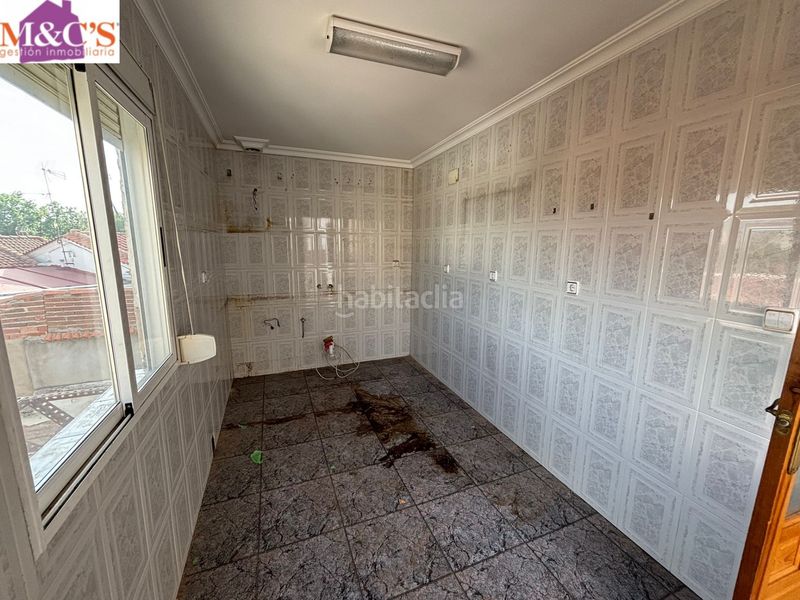 Foto a60df9a6-4055-49d7-8112-8339d5efd0f9. Casa a El Poblado - Abulagar Puertollano