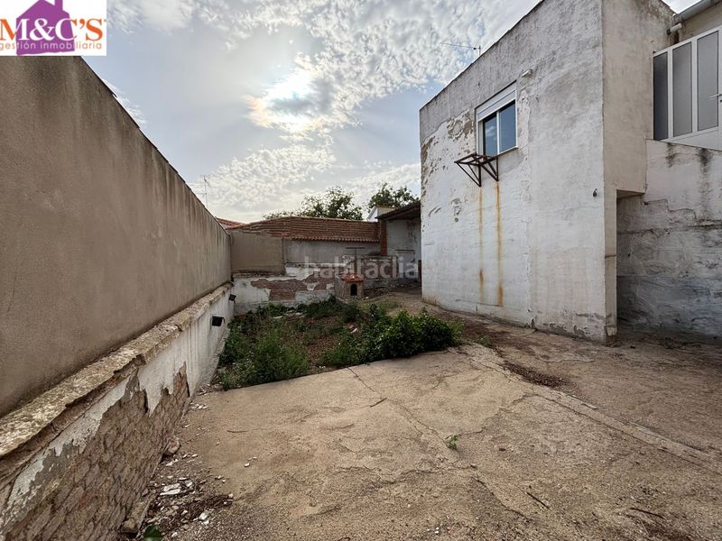 Foto e5486a64-309a-43a2-9be0-2911bb26b200. Casa a El Poblado - Abulagar Puertollano