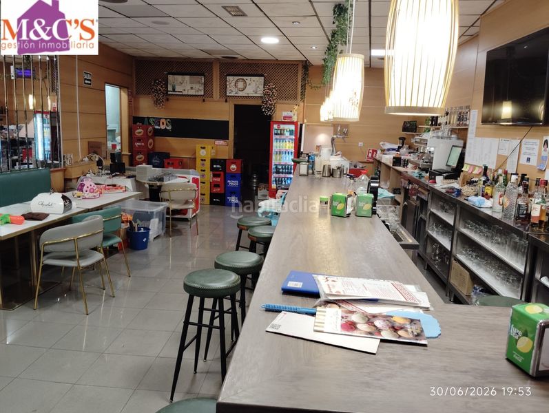Foto f1722a5a-41ab-4fe2-a22d-cb8d2d92bb49. Local comercial a Centro Puertollano