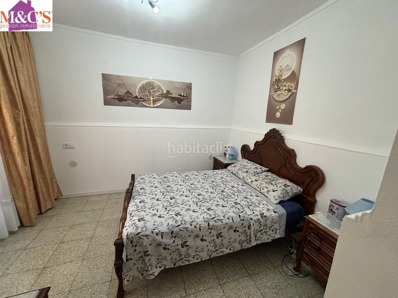 Foto 753d5d8d-b398-4a2a-97b4-8a4a8b9a5394. Casa amb xemeneia a Calzada de Calatrava