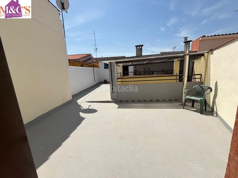 Foto efa68ab1-27c6-4731-9b63-913280b26a2a. Casa amb xemeneia a Calzada de Calatrava
