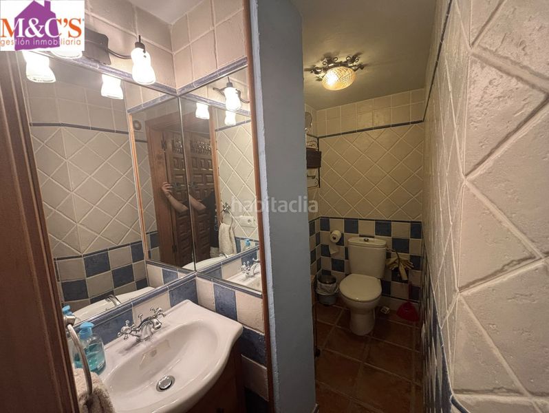 Foto a871e5ef-282f-4b88-9ed4-c8d4cd76a007. Casa amb xemeneia calefacció aparcament piscina a Puertollano