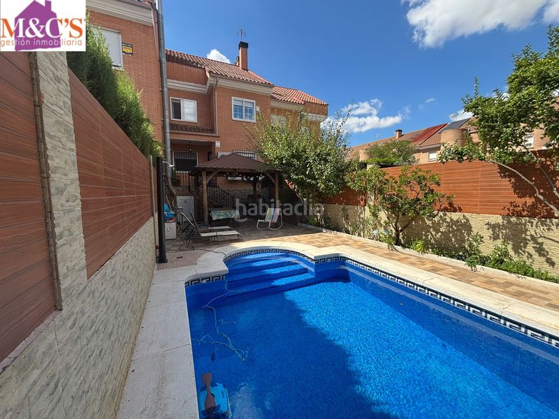 Foto fad7b56e-3ed6-4af3-9d3c-544660f4afea. Casa amb xemeneia calefacció aparcament piscina a Puertollano