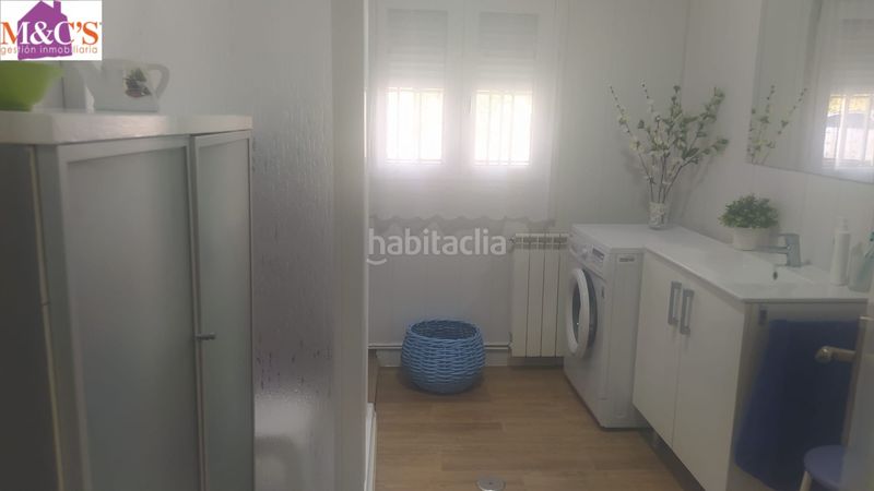 Foto c4c7af32-147c-43b2-a381-1dfbf3af3061. Xalet amb calefacció piscina a Brazatortas