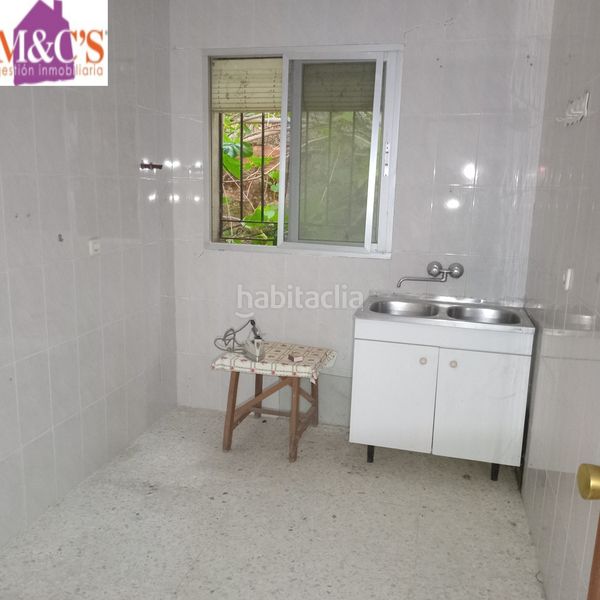 Foto ec6ea9d5-6936-4ed7-90ab-104ad76e4c67. Casa amb xemeneia a Almodóvar del Campo