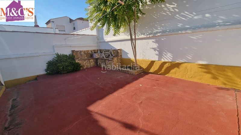 Foto 1398af35-dcfc-4b65-baca-c233f0c66591. Casa a El Poblado - Abulagar Puertollano