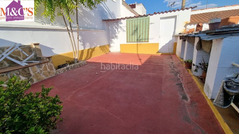 Foto ed1127c9-cea4-4608-9730-0a10f0bcfe96. Casa a El Poblado - Abulagar Puertollano