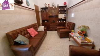 Maison à Argamasilla de Calatrava. Casa en venta argamasilla