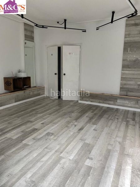 Foto 5d3a799a-cac8-4811-8597-e62c459343a1. Local comercial a Centro Puertollano