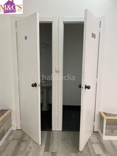 Foto c7a085e4-7829-471b-a1ed-389efa92bd5c. Local comercial a Centro Puertollano