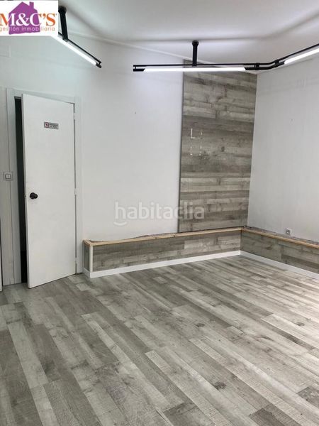 Foto eac3eb3f-b05b-431d-be48-1c723c9cae1a. Local comercial a Centro Puertollano