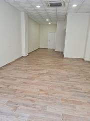 Business premise in Roquetas pueblo