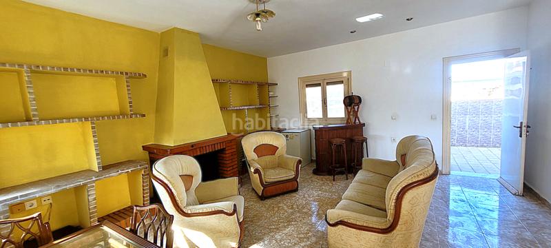 Foto 43e900c1-7589-4191-863e-3b16ef6caba9. Casa adossada amb xemeneia calefacció aparcament a Roquetas de Mar