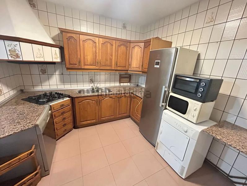 Foto fd1d31b5-e013-4b1f-9f08-56f5cd7714b9. Casa adossada amb xemeneia calefacció aparcament a Roquetas de Mar