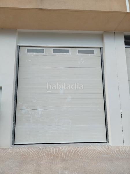 Foto 1dafd483-515a-4108-bdaf-b6900088be48. Alquiler local comercial ?? local comercial nuevo a estrenar en Las Cabañuelas – 135 m² con acceso para vehículos ?? en Vícar