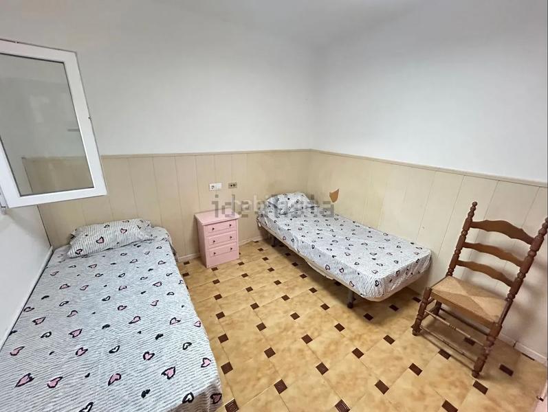 Foto 3005b3fe-d829-4620-bd40-4e07cbdf82e8. Casa a schiera con camino riscaldamento in Roquetas pueblo Roquetas de Mar