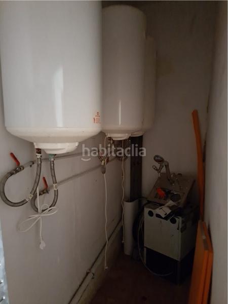 Foto 91d1faf3-5624-4b4a-8994-456e208bd32f. Alquiler local comercial local adaptado como peluquería y con licencia en Roquetas de Mar