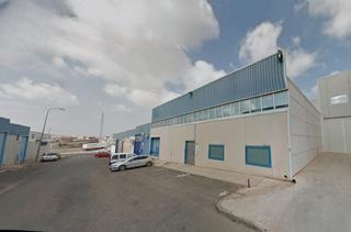 Nau industrial  N/a. Nave con 1.000m adaptada como supermercado