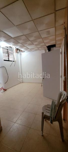 Foto 8203ee7e-c397-41b8-96c7-cc5c87cec2f0. Alquiler local comercial  en zona muy concurrida y con escaparate en Roquetas de Mar