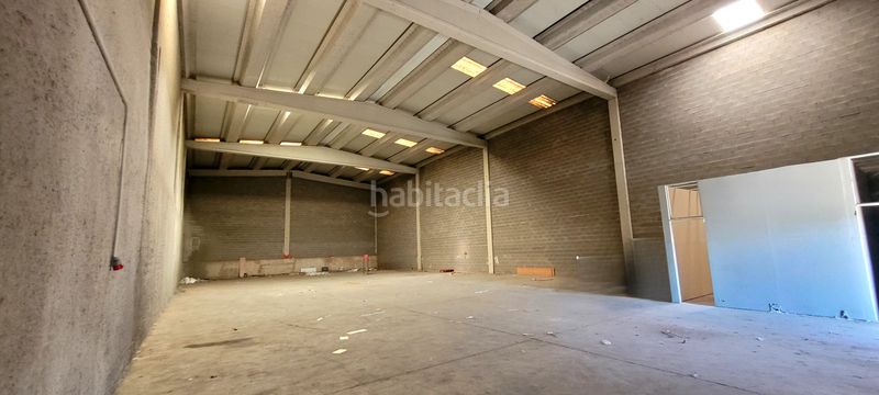 Foto ad9d6ff1-ca00-4155-8e32-cdffb3505a95. Nau industrial a Las Norias Ejido (El)