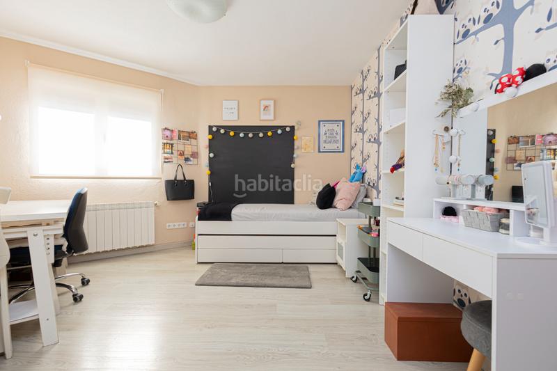 Foto ab6fc824-b4f3-4800-8734-ab974db0f4ab. Pis amb calefacció piscina a Soto del Real