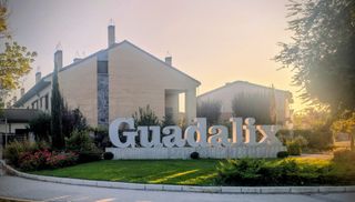 Chalet  Avenida de la chopera. Vive sinfonía te ofrece un chalet ideal en guadalix de la sierra