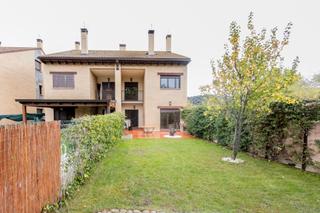 Xalet  Avenida de la chopera. Vive sinfonía te ofrece un chalet ideal en guadalix de la sierra