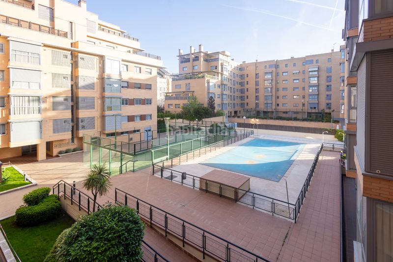 Foto 320a72dc-a771-459c-a3e9-8e39ee6721ad. Pis amb calefacció piscina a Sanchinarro Madrid