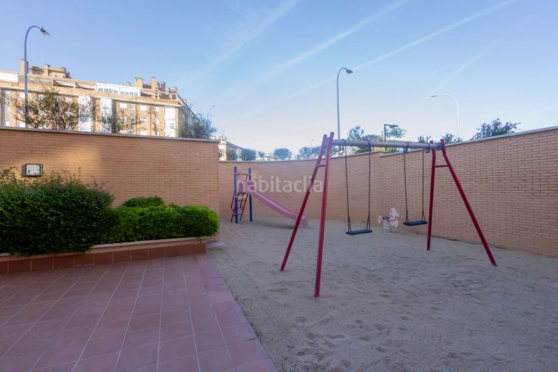 Foto 8732c9fd-b014-4a46-9328-dd0f82491641. Pis amb calefacció piscina a Sanchinarro Madrid