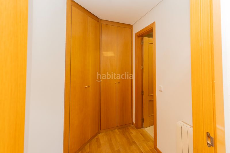 Foto fc0f00f6-c56b-4298-9c27-f203fd162039. Pis amb calefacció piscina a Sanchinarro Madrid