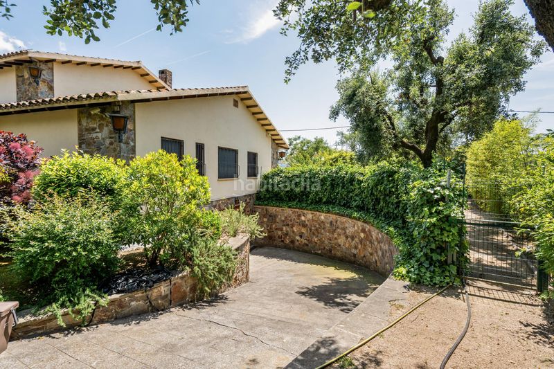 Foto c1d198ba-c5b9-49c8-b472-d13ea3e54532. Casa amb calefacció aparcament a Cardedeu