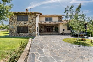 Haus in Cardedeu. Residencia familiar de alto nivel a 35 min de barcelona