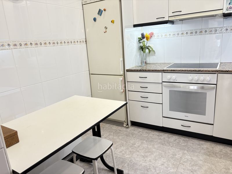 Foto 93d5b819-89a1-438d-9fa9-5f71a57cff79. Pis a El Camp de l´Arpa del Clot Barcelona