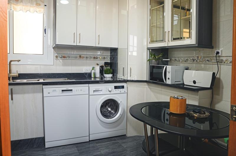 Foto 5d094520-b5e2-4dc3-a944-94218594c0d7. Ático atico en venta con gran terraza vistas mar en Premià de Mar